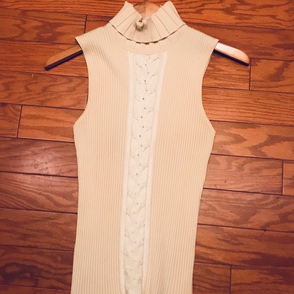 Cache Sleeveless Turtleneck Large